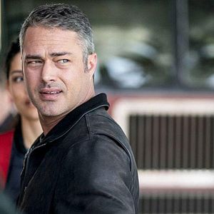 Fotoğraf Taylor Kinney