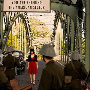 Fotoğraf Emilia Schüle