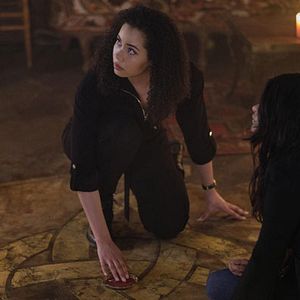 Fotoğraf Madeleine Mantock