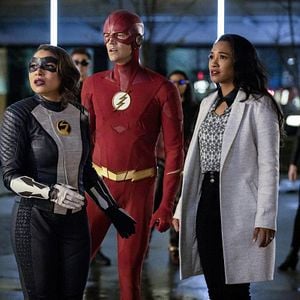 Fotoğraf Candice Patton