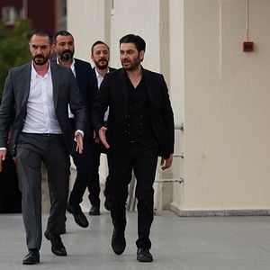 Fotoğraf Eşkıya Dünyaya Hükümdar Olmaz