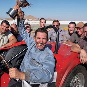 Fotoğraf Christian Bale