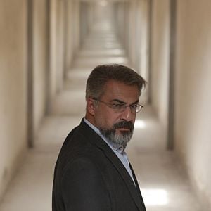 Fotoğraf Bedoune Tarikh, Bedoune Emza