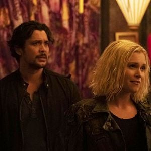 Fotoğraf Eliza Taylor