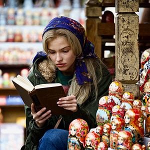 Fotoğraf Sasha Luss