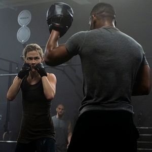 Fotoğraf Rachael Taylor