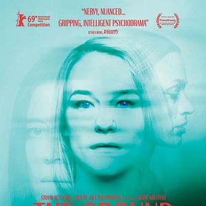 Fotoğraf Der Boden unter den Füßen