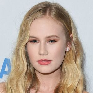 Fotoğraf Danika Yarosh