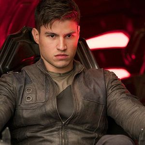 Fotoğraf Cameron Cuffe