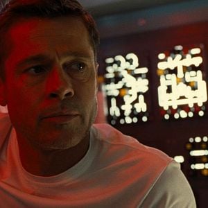 Fotoğraf Yıldızlara Doğru