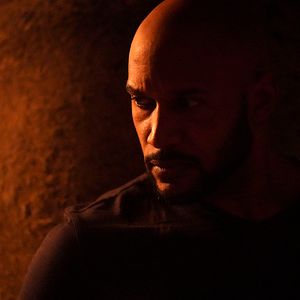 Fotoğraf Henry Simmons