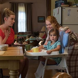 Fotoğraf Betty Gilpin