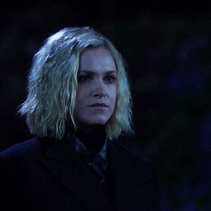Fotoğraf Eliza Taylor