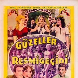 Fotoğraf Güzeller Resmi Geçidi