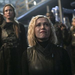 Fotoğraf Eliza Taylor