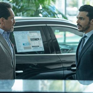 Fotoğraf Demian Bichir