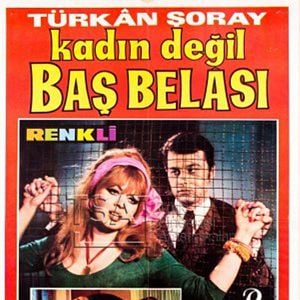 Fotoğraf Kadın Değil Baş Belası