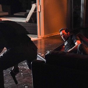 Fotoğraf Alex O'Loughlin