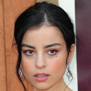 Fotoğraf Katie Sarife