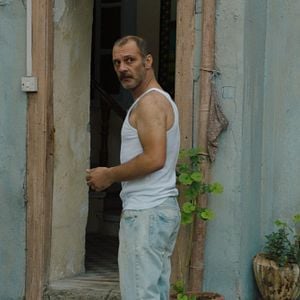 Fotoğraf Smuggling Hendrix