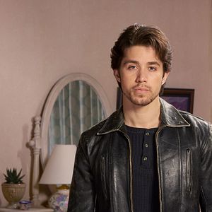 Fotoğraf Party of Five