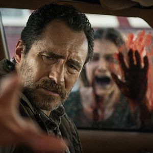 Fotoğraf Demian Bichir