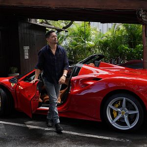 Fotoğraf Jay Hernandez