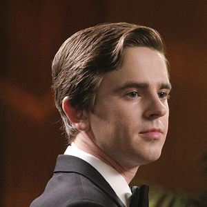 Fotoğraf Freddie Highmore