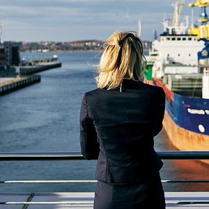 Fotoğraf Der Boden unter den Füßen