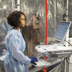 Fotoğraf Yaya DaCosta