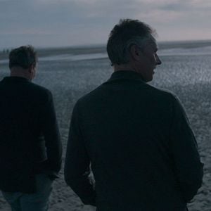 Fotoğraf Tell Me Who I Am