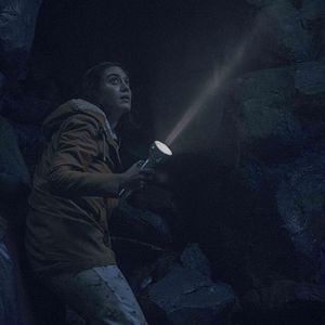 Fotoğraf Lizzy Caplan