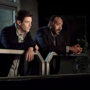 Fotoğraf Grant Gustin