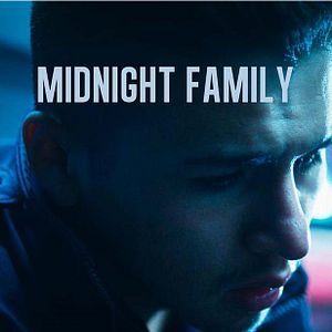 Fotoğraf Midnight Family