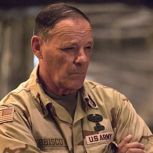 Fotoğraf Sahte Savaş 3: Bir Ulusun Çöküşü