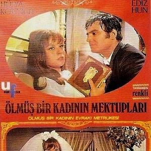 Fotoğraf Ölmüş Bir Kadının Mektupları