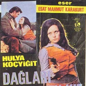 Fotoğraf Dağları Bekleyen Kız