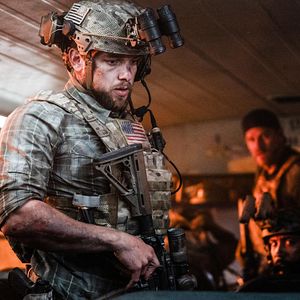 Fotoğraf Max Thieriot