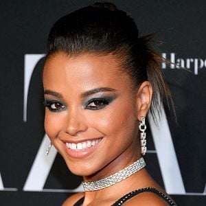 Fotoğraf Ella Balinska