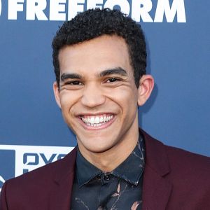 Fotoğraf Adam Faison