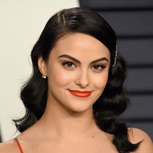 Fotoğraf Camila Mendes