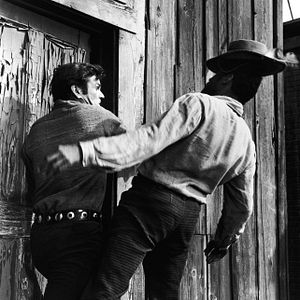 Fotoğraf The Outcasts