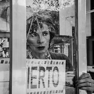 Fotoğraf El diablo entre las piernas