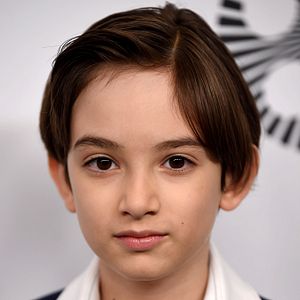 Fotoğraf Azhy Robertson