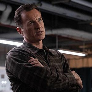 Fotoğraf Julian McMahon