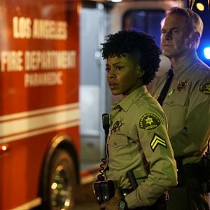 Fotoğraf Mark Moses