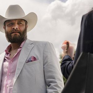 Fotoğraf Jay R. Ferguson