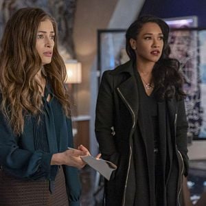 Fotoğraf Candice Patton