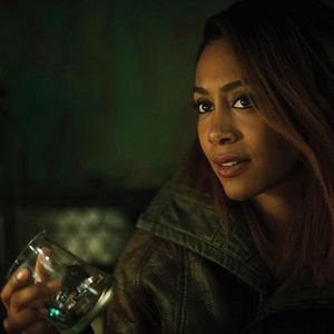 Fotoğraf Simone Missick