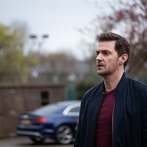 Fotoğraf The Stranger